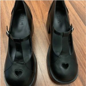 Mary Jane heels